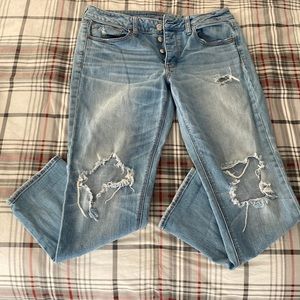 Distressed American Eagle Straight Leg Cropped Jeans